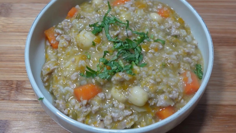 cach-nau-chao-thit-bam-3