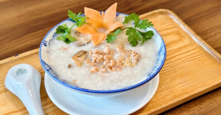 cach-nau-chao-thit-bam