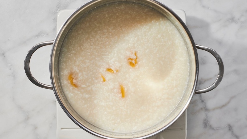 cach-nau-chao-thit-bam-8