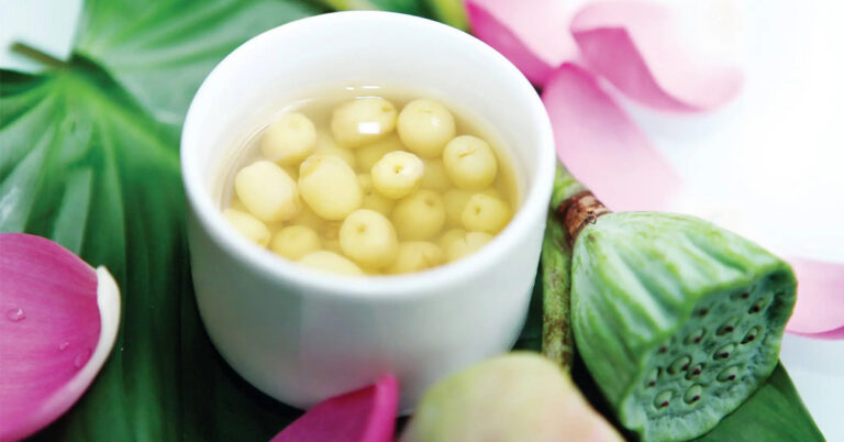 cach-nau-che-hat-sen