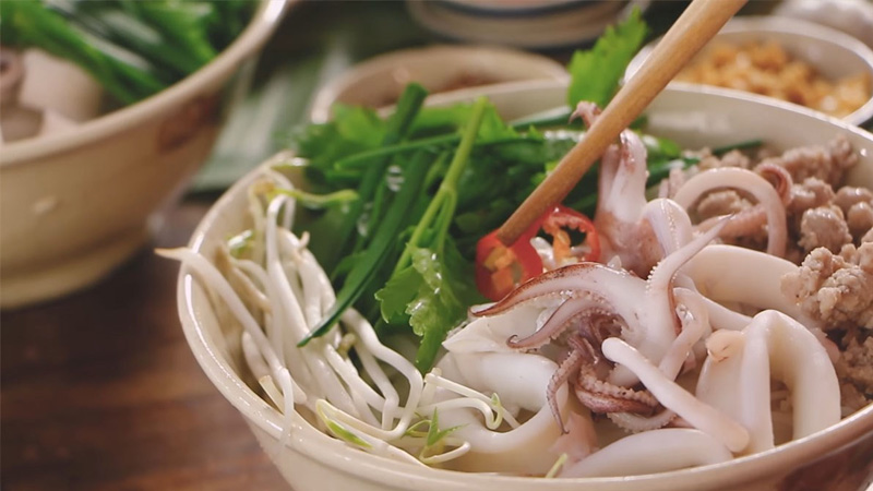 cach-nau-hu-tieu-muc-3