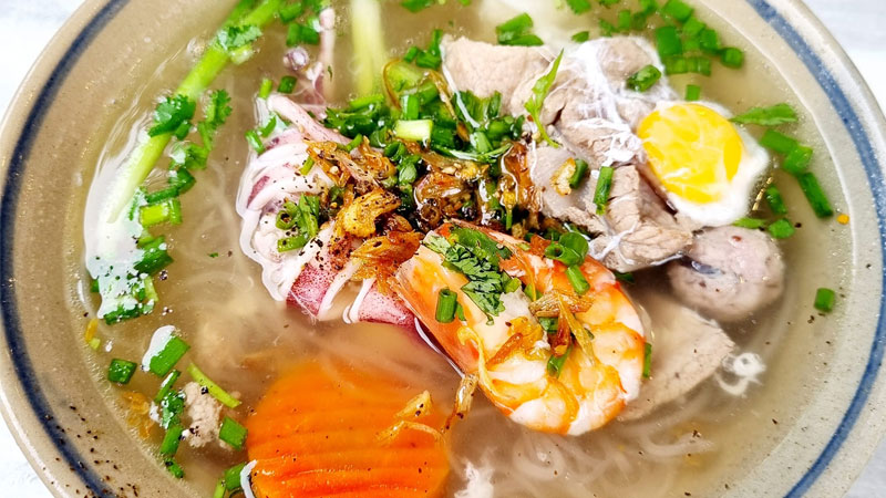 cach-nau-hu-tieu-muc-5