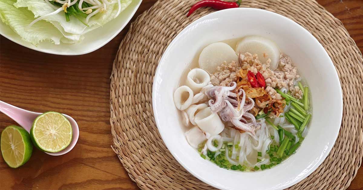 cach-nau-hu-tieu-muc