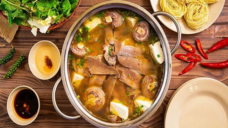 cach-nau-lau-duoi-bo-9