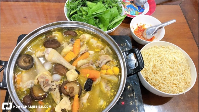 5-cach-nau-lau-ga-chua-cay-thom-ngon-cho-ngay-mua-lanh-14