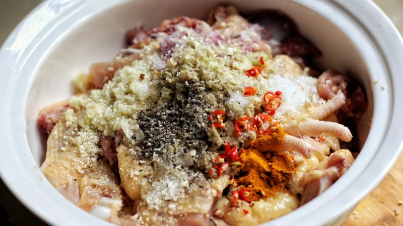 cach-nau-lau-ga-ot-hiem-3