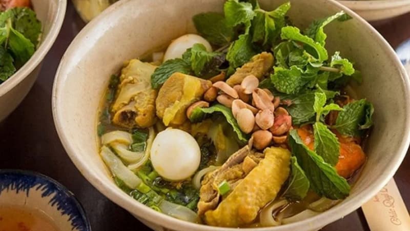 cach-nau-mi-quang-11