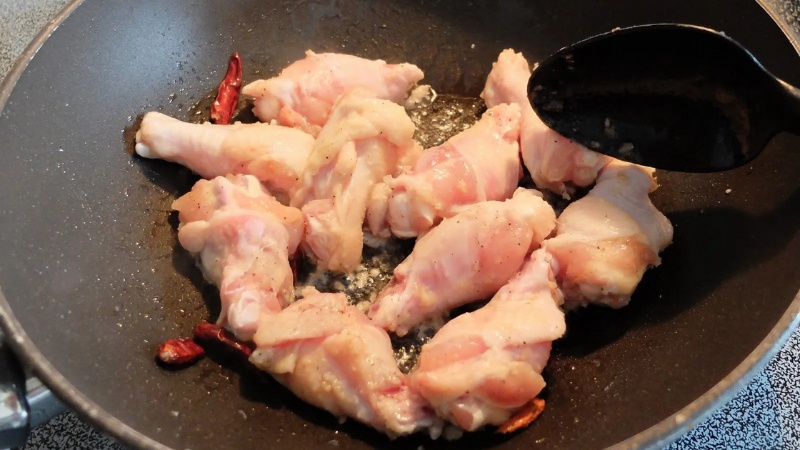 cach-nau-mi-quang-ga-4