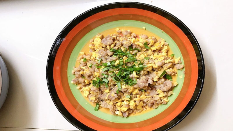 cach-nau-mon-an-de-lam-19