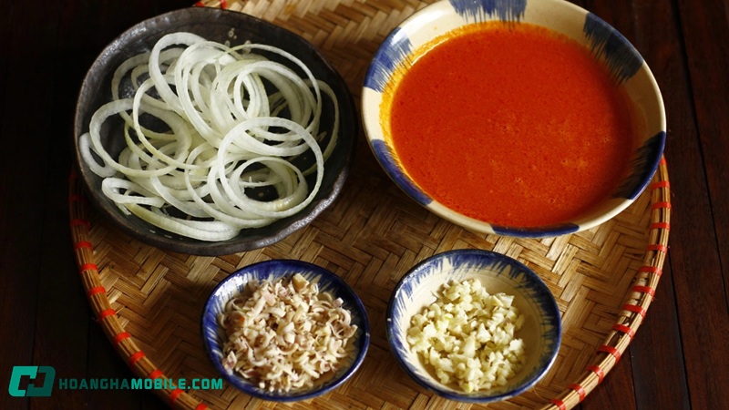 cach-nau-nuoc-lau-thai-05