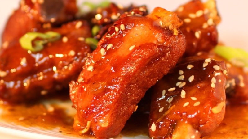 cach-nau-suon-chua-ngot-10