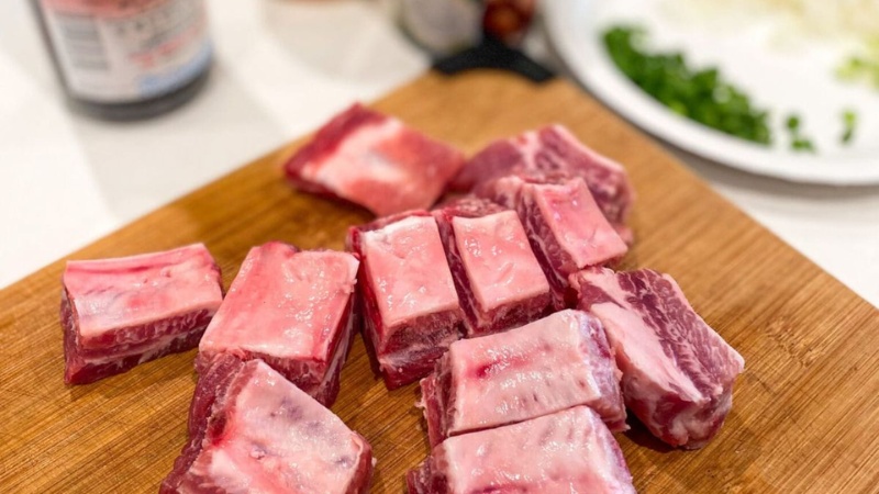 cach-nau-suon-chua-ngot-2