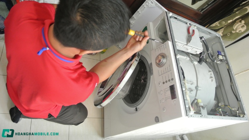 15-loi-thuong-gap-va-cach-sua-may-giat-toshiba-don-gian-tai-nha-11