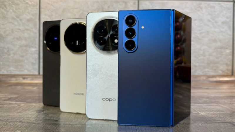 điện thoại gập mỏng nhất thế giới