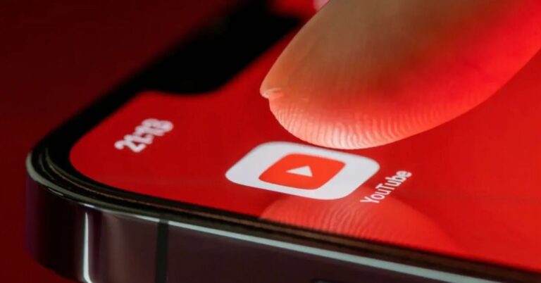 tìm kiếm hỗ trợ AI