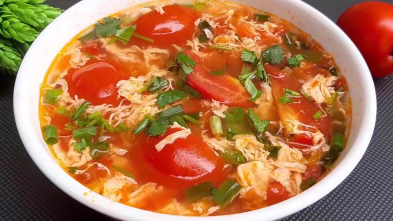 cach-nau-canh-ca-chua-trung-7