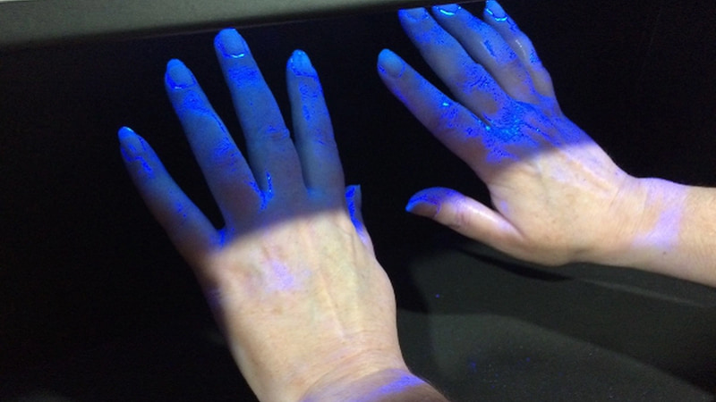 den-uv-diet-khuan-10