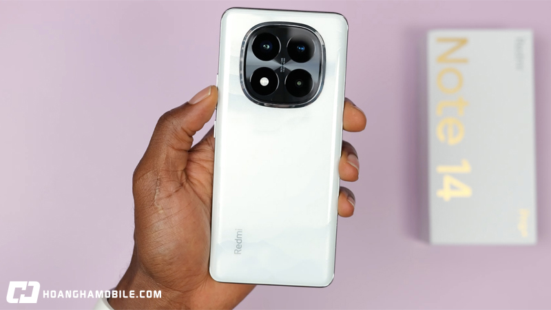 dien-thoai-pin-trau-nhat-2