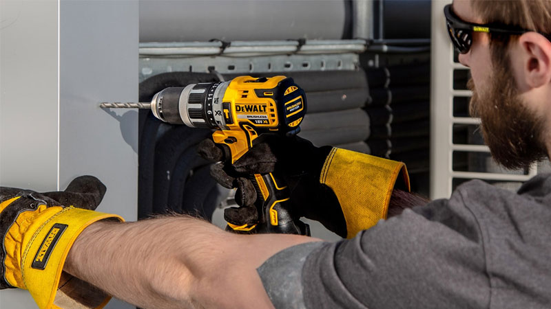 may-khoan-cam-tay-11