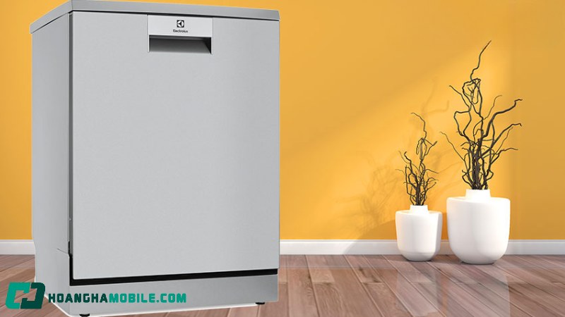 may-rua-chen-electrolux-12