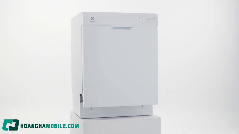 may-rua-chen-electrolux-4