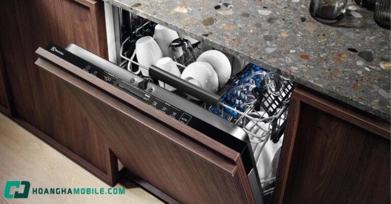 may-rua-chen-electrolux