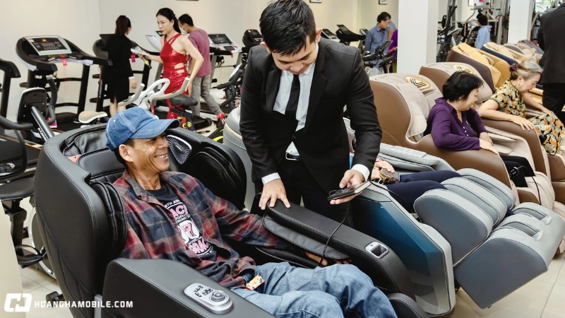 co-nen-mua-ghe-massage-toan-than-khong-ai-khong-nen-su-dung-ghe-massage-3