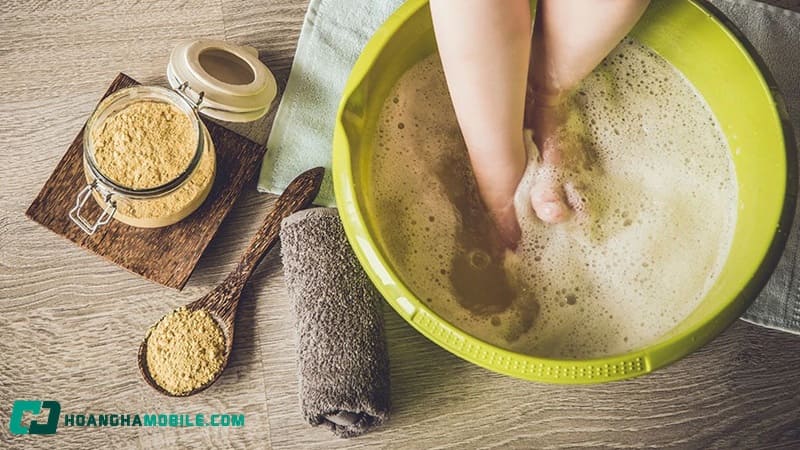 nhung-ai-khong-nen-ngam-chan-nuoc-gung-11