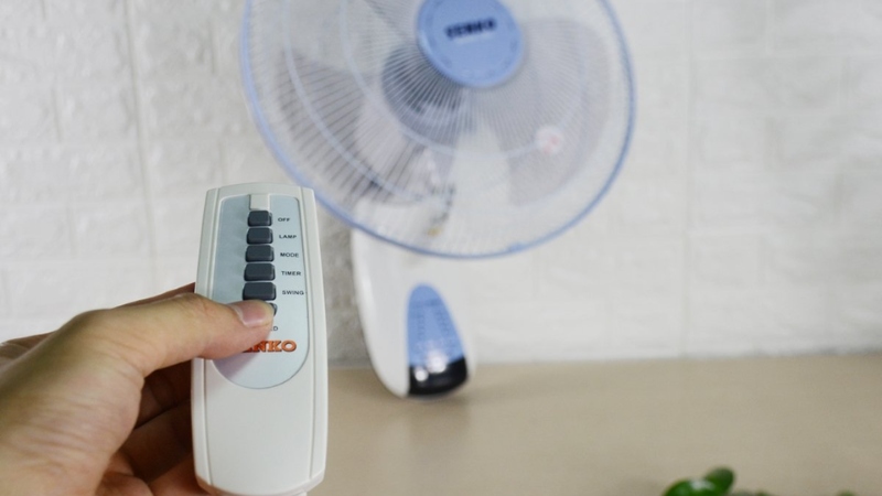 quat-treo-tuong-dieu-khien-tu-xa-1