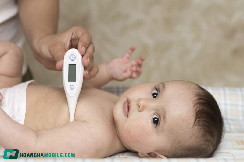 tre-so-sinh-bao-nhieu-do-la-sot-01