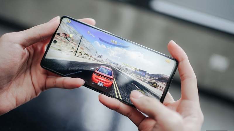 Samsung-A71-gia-bao-nhieu-4