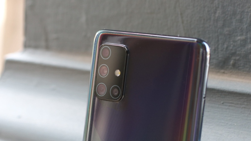 Samsung-A71-gia-bao-nhieu-9