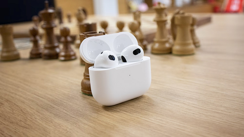 airpods-1