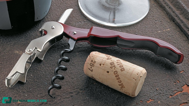 cach-mo-ruou-vang-02