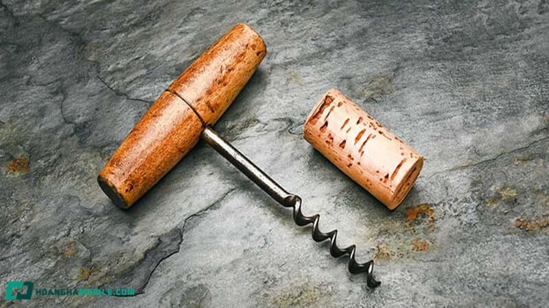 cach-mo-ruou-vang-09