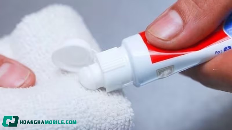 cach-tay-moc-quan-ao-13