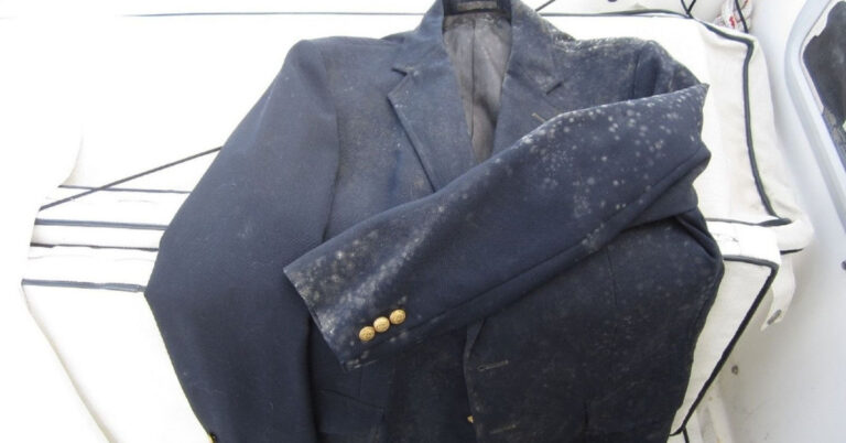 cach-tay-moc-quan-ao