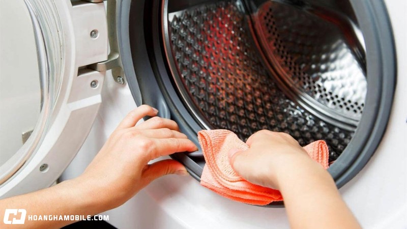 cach-ve-sinh-may-giat-cua-ngang-hieu-qua-an-toan-ngay-tai-nha-7