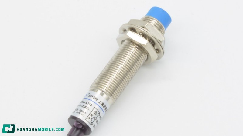 cam-bien-tiem-can-tren-dien-thoai-la-gi-chuc-nang-va-nguyen-ly-hoat-dong-5