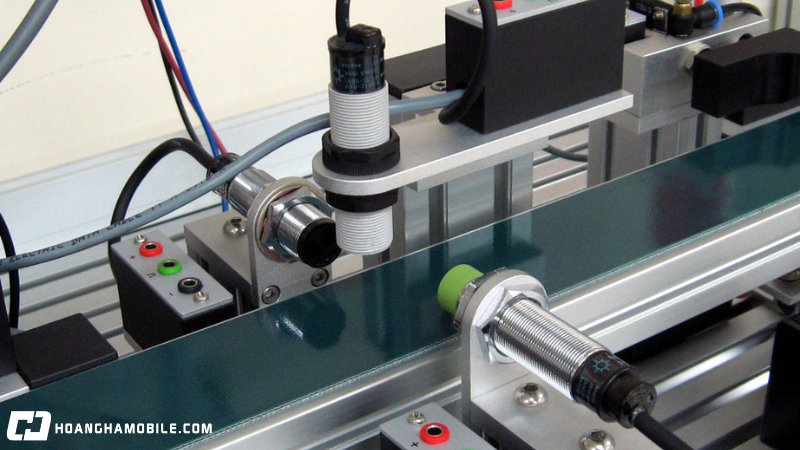 cam-bien-tiem-can-tren-dien-thoai-la-gi-chuc-nang-va-nguyen-ly-hoat-dong-6