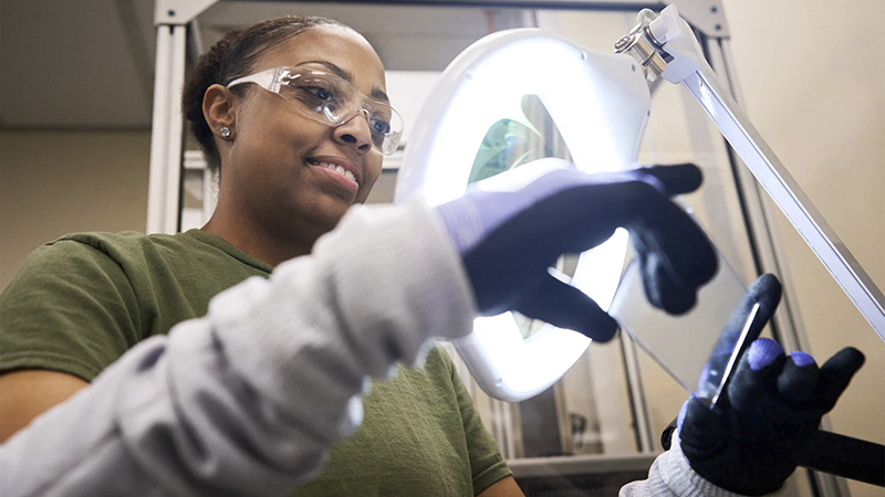 kinh-bao-ve-iphone-3