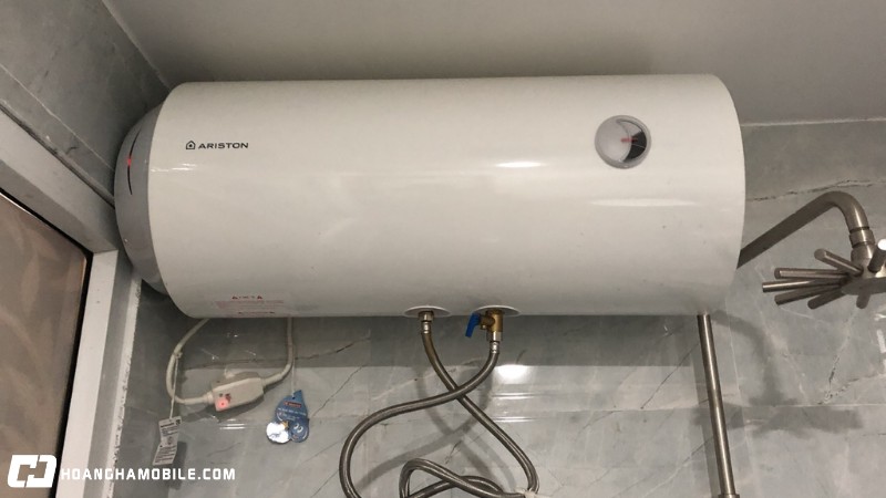 may-nuoc-nong-ariston-cua-nuoc-nao-co-tot-khong-gia-bao-nhieu-9