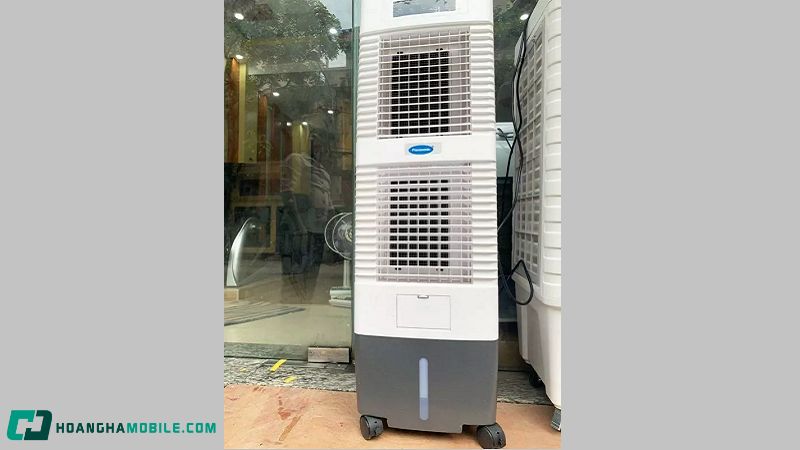 quat-dieu-hoa-panasonic-3