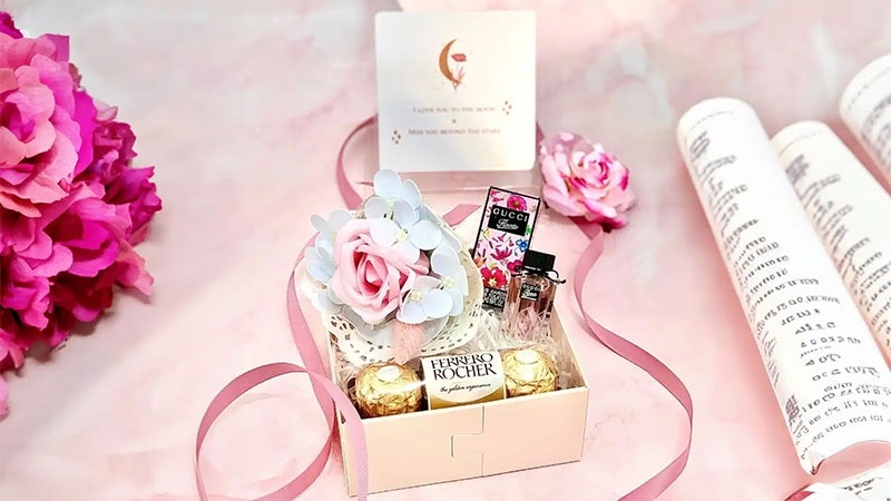 valentine-trang-ai-tang-qua-cho-ai-5