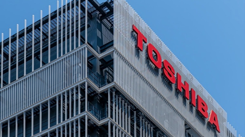 Cay-nuoc-nong-lanh-Toshiba-1