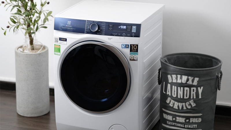 loi-e40-may-giat-electrolux-1