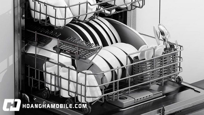 may-rua-bat-electrolux-2