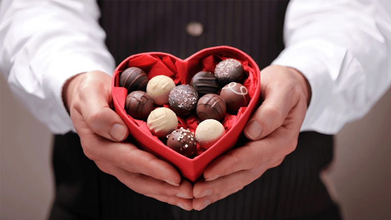 14-2-la-valentine-trang-hay-den-3