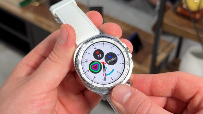 Đồng hồ Galaxy Watch