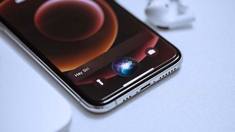 bat-nut-hom-ao-tren-iphone-17